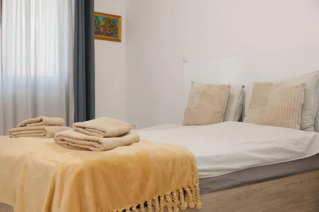 Elit Park Apartment Bright & Cozy Plovdiv 0*,  Bulgária