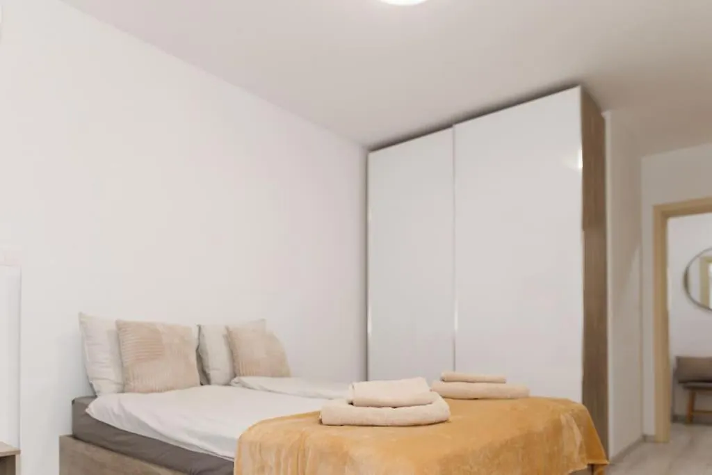 Elit Park Apartment Bright & Cozy Plovdiv Bulgarien